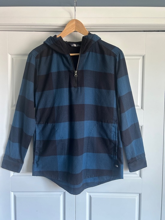 The North Face Tops - North Face / Flannel Pullover